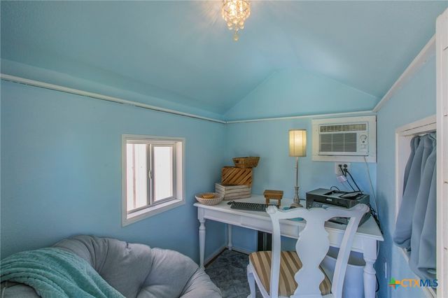 253 RANGER Boulevard, Salado, TX 76571