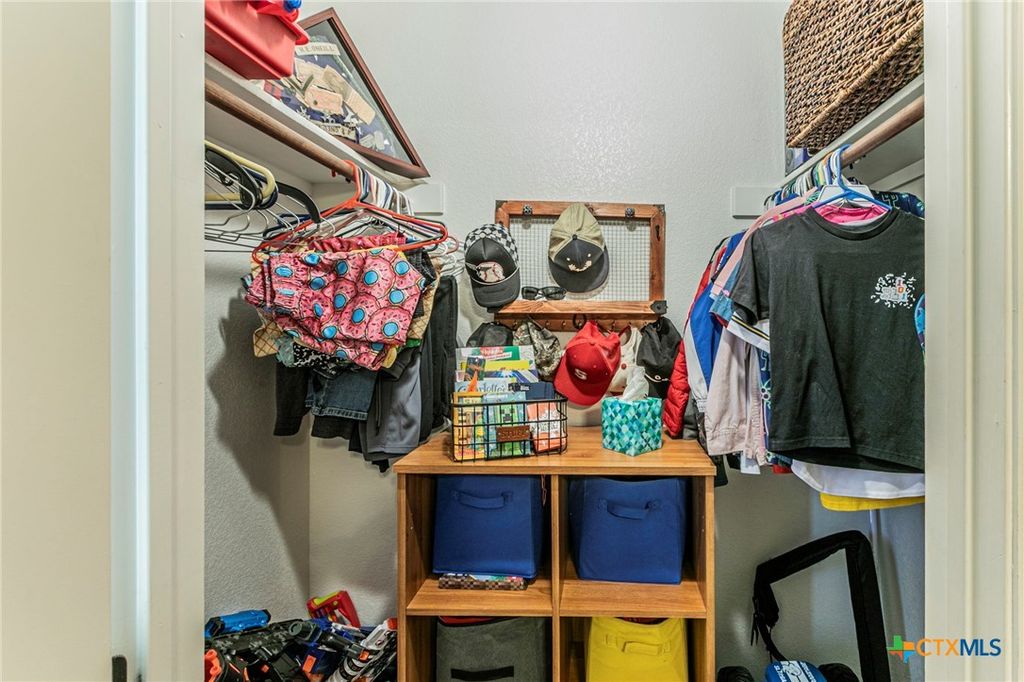 Image 24 of property listing at 253 RANGER Boulevard, Salado, TX 76571