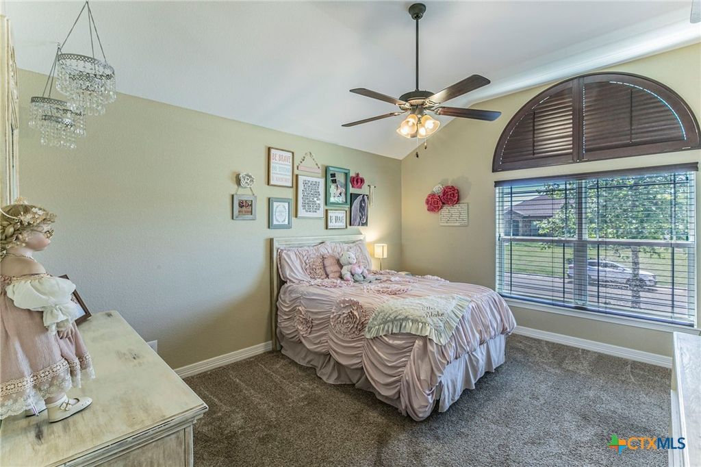 Image 25 of property listing at 253 RANGER Boulevard, Salado, TX 76571