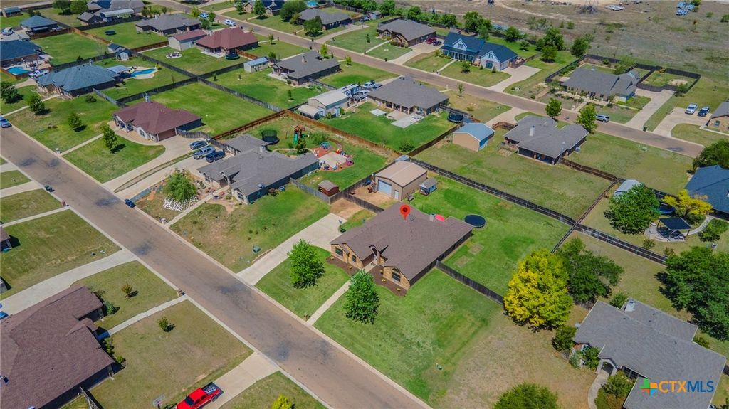 Image 44 of property listing at 253 RANGER Boulevard, Salado, TX 76571