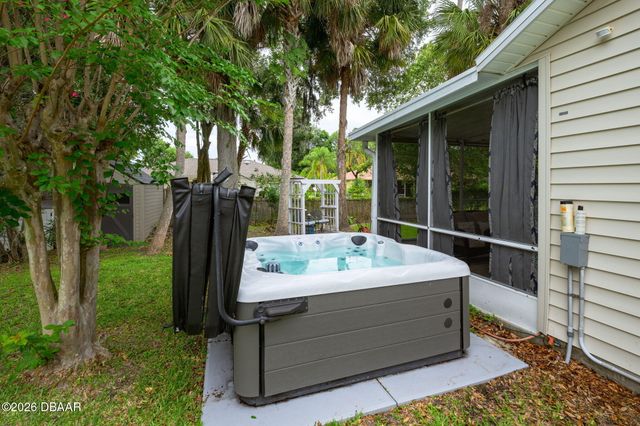 1031 Grand Hickory Circle, Holly Hill, FL 32117