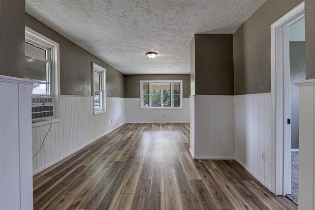 N4810 COUNTY ROAD B, New London, WI 54916