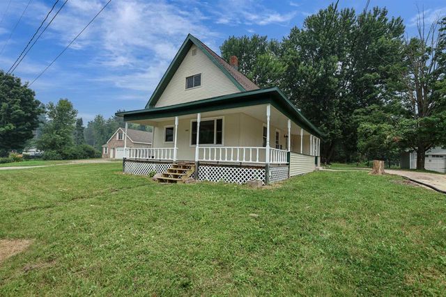 N4810 COUNTY ROAD B, New London, WI 54916