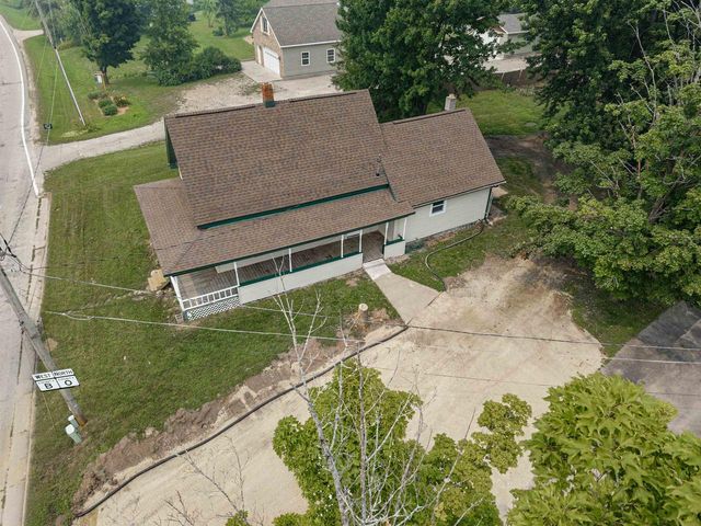 N4810 COUNTY ROAD B, New London, WI 54916