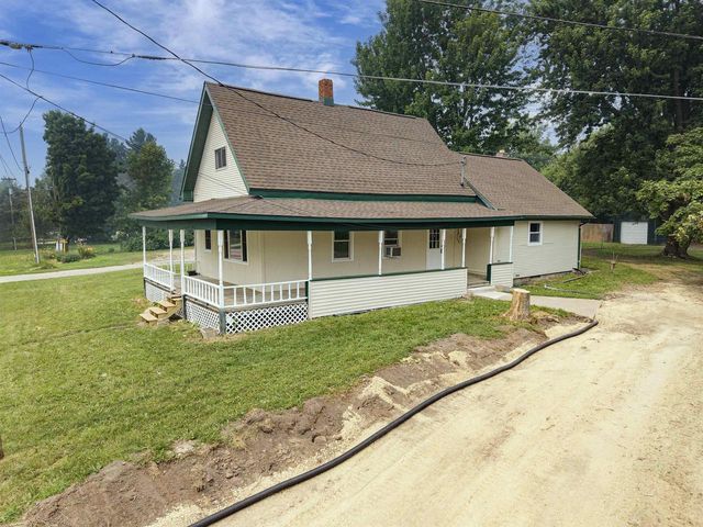 N4810 COUNTY ROAD B, New London, WI 54916