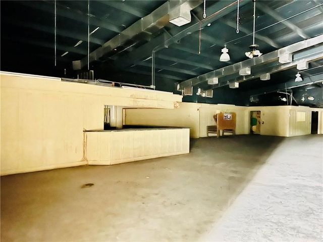 611 Lincoln Ave, Robstown, TX 78380