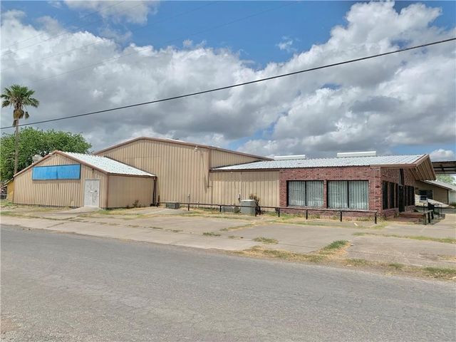 611 Lincoln Ave, Robstown, TX 78380