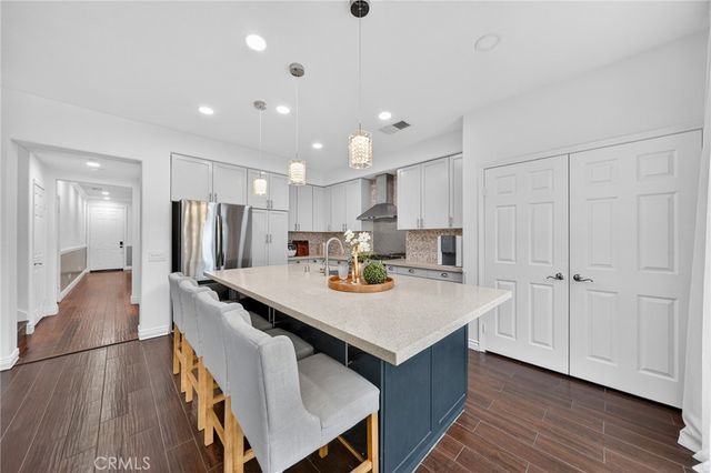 27637 Olive Mill Court, Valencia, CA 91354