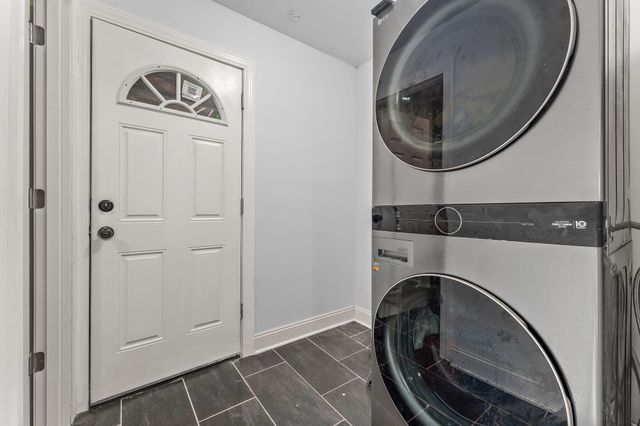 611 Old Forge Road, Valparaiso, IN 46385