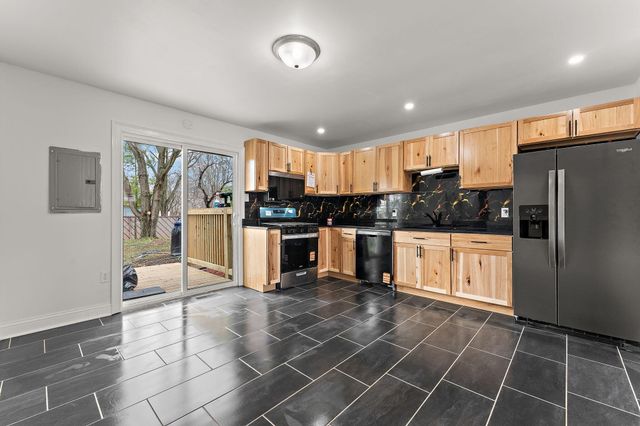 611 Old Forge Road, Valparaiso, IN 46385