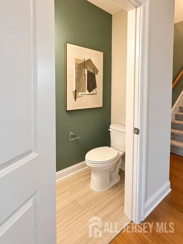 220 Lyla Lane, New Brunswick, NJ 08901
