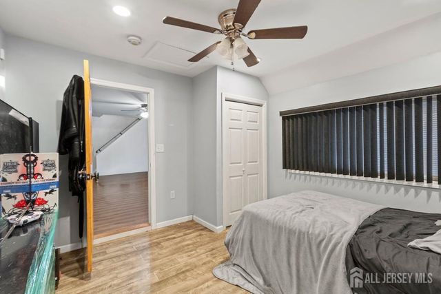 74 Beaverdale Lane, Willingboro, NJ 08046