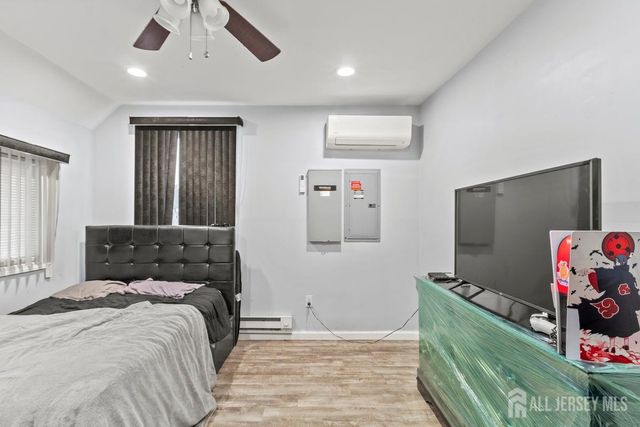 74 Beaverdale Lane, Willingboro, NJ 08046