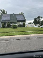 74 Beaverdale Lane, Willingboro, NJ 08046