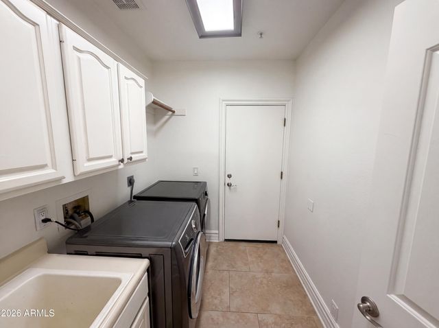 9153 E PALM TREE Drive, Scottsdale, AZ 85255