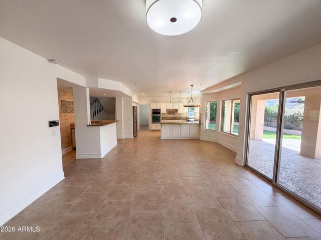 9153 E PALM TREE Drive, Scottsdale, AZ 85255