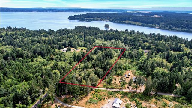 3853 146th Avenue SW, Lakebay, WA 98349