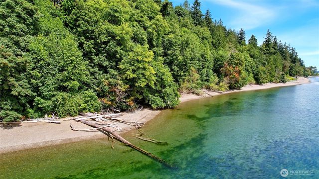 3853 146th Avenue SW, Lakebay, WA 98349