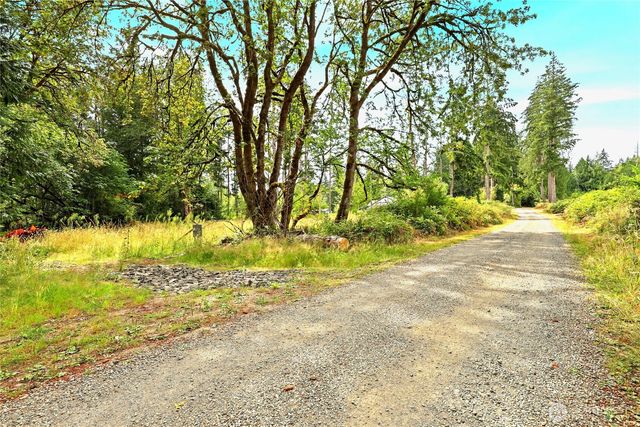 3853 146th Avenue SW, Lakebay, WA 98349