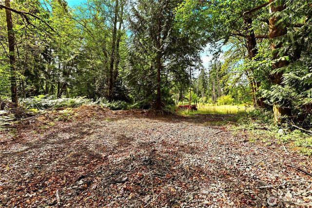 3853 146th Avenue SW, Lakebay, WA 98349