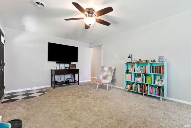 16902 Wappes Road, Churubusco, IN 46723