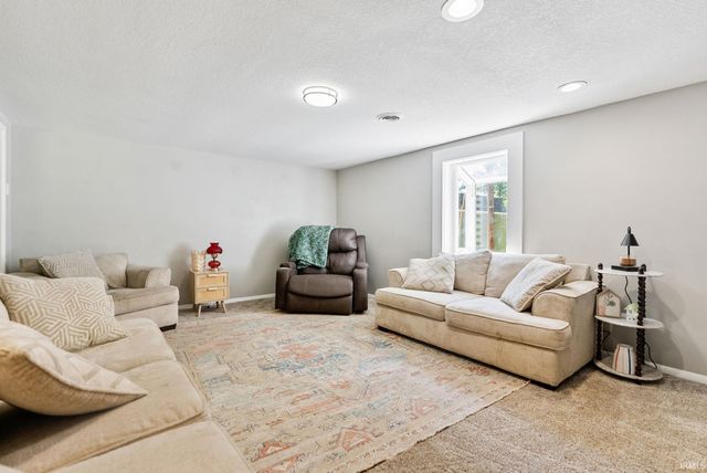 16902 Wappes Road, Churubusco, IN 46723