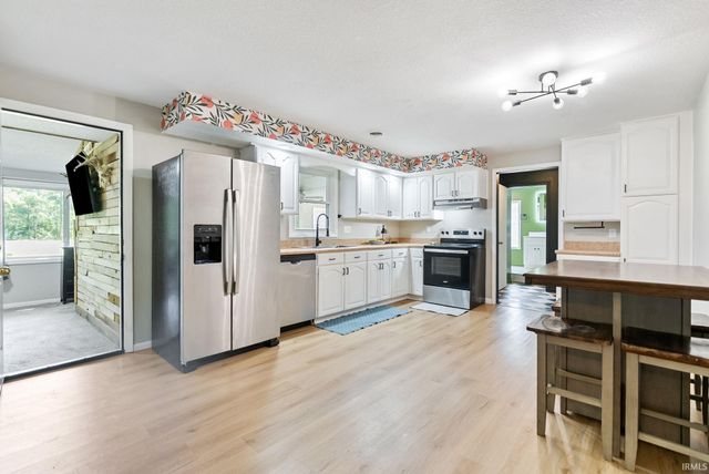 16902 Wappes Road, Churubusco, IN 46723