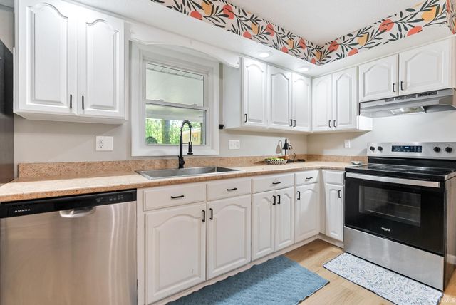 16902 Wappes Road, Churubusco, IN 46723