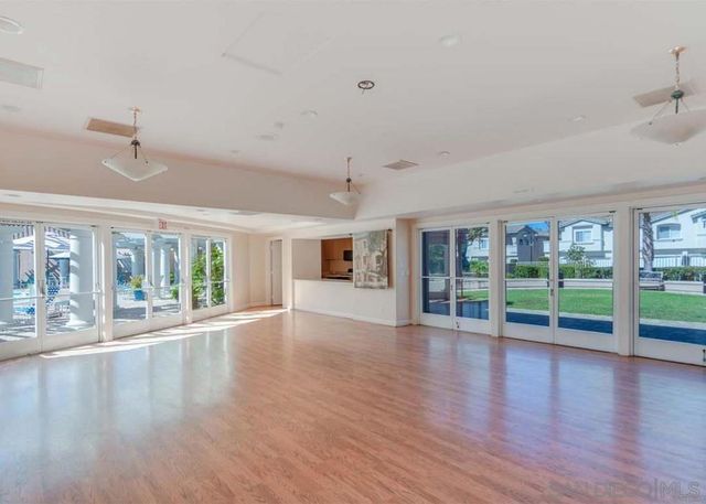 18826 Caminito Cantilena 111, San Diego, CA 92128