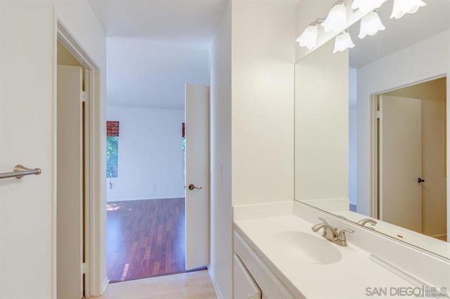 18826 Caminito Cantilena 111, San Diego, CA 92128