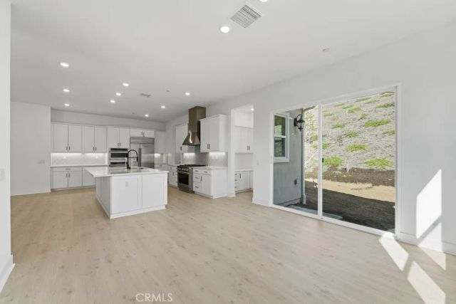 356 N Meyer Lane, Glendora, CA 91741