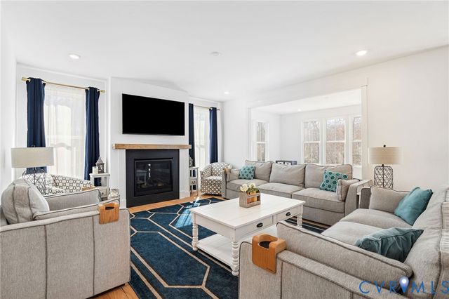 4021 Tredon Rd, Mechanicsville, VA 23111