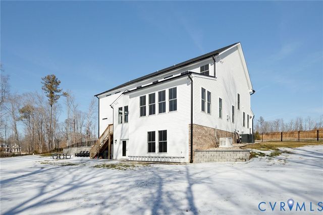 4021 Tredon Rd, Mechanicsville, VA 23111