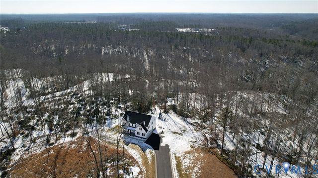 4021 Tredon Rd, Mechanicsville, VA 23111