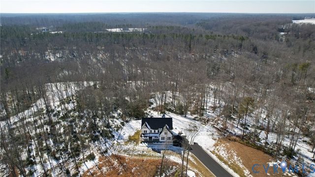 4021 Tredon Rd, Mechanicsville, VA 23111