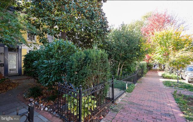 1434 T ST NW, Washington, DC 20009