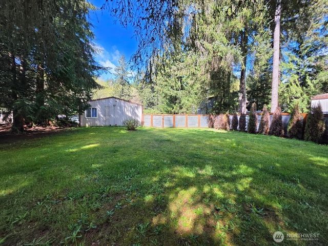 140 NE Evergreen Drive, Tahuya, WA 98588