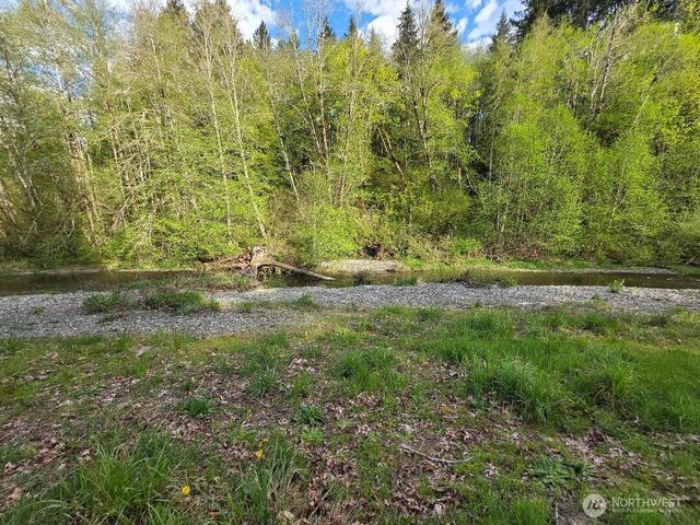 140 NE Evergreen Drive, Tahuya, WA 98588