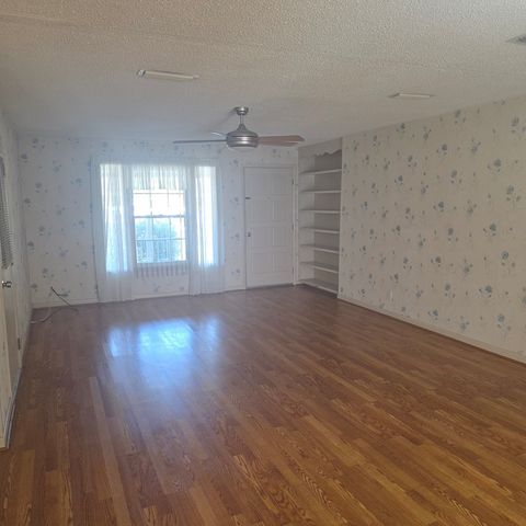 305 Cyclone Circle, Dothan, AL 36301