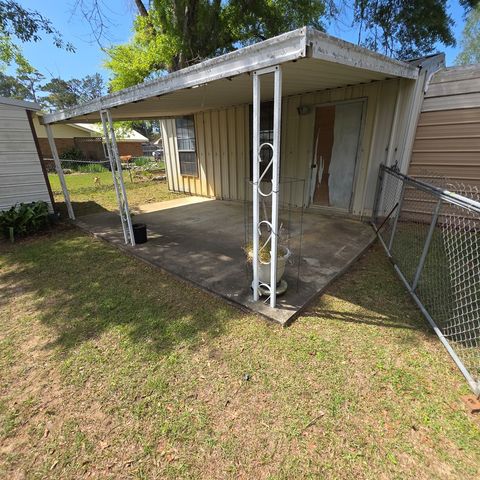 305 Cyclone Circle, Dothan, AL 36301