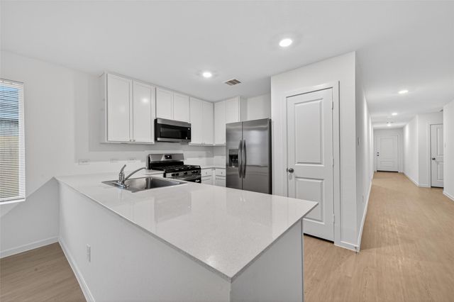 2614 Pueblo Falls Dr, Richmond, TX 77406