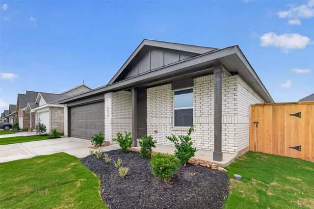 2614 Pueblo Falls Dr, Richmond, TX 77406