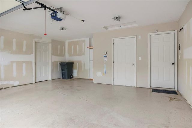 1102 Bristol Drive, Raymore, MO 64083