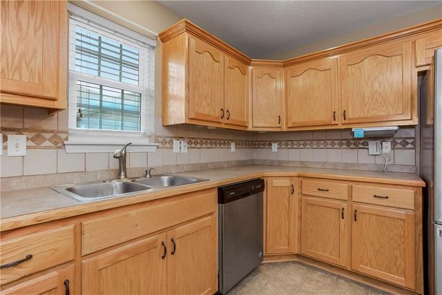 1102 Bristol Drive, Raymore, MO 64083