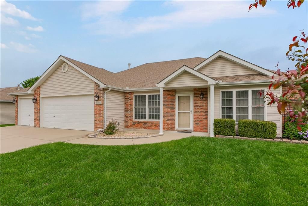 1102 Bristol Drive, Raymore, MO 64083
