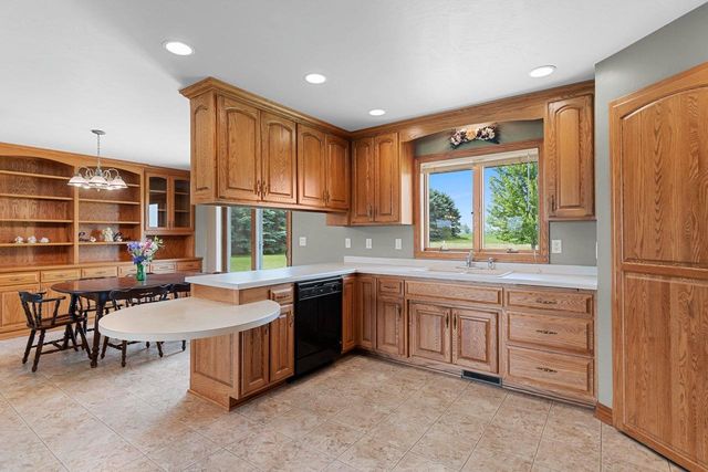 2847 STUMP ROAD, New Franken, WI 54229