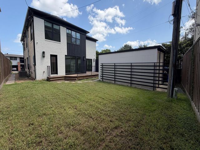 1601 Bonnie Brae Street, Houston, TX 77006