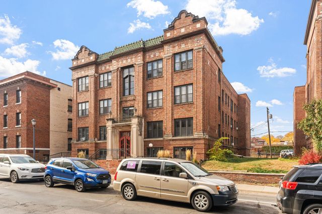 1820 1st Avenue S 102, Minneapolis, MN 55403