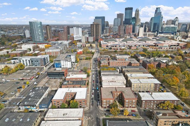 1820 1st Avenue S 102, Minneapolis, MN 55403