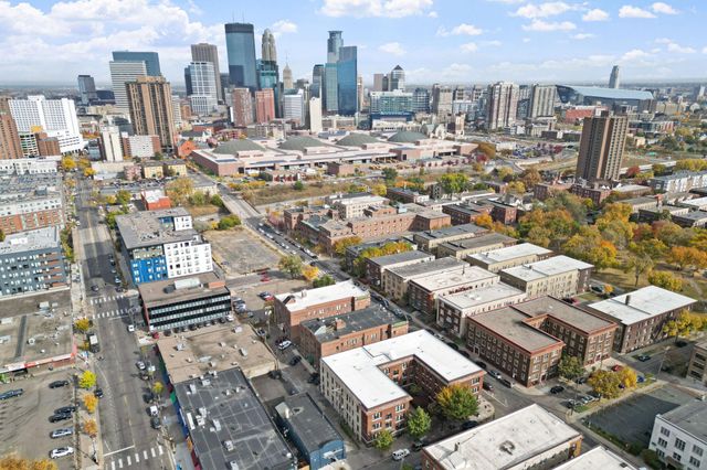 1820 1st Avenue S 102, Minneapolis, MN 55403